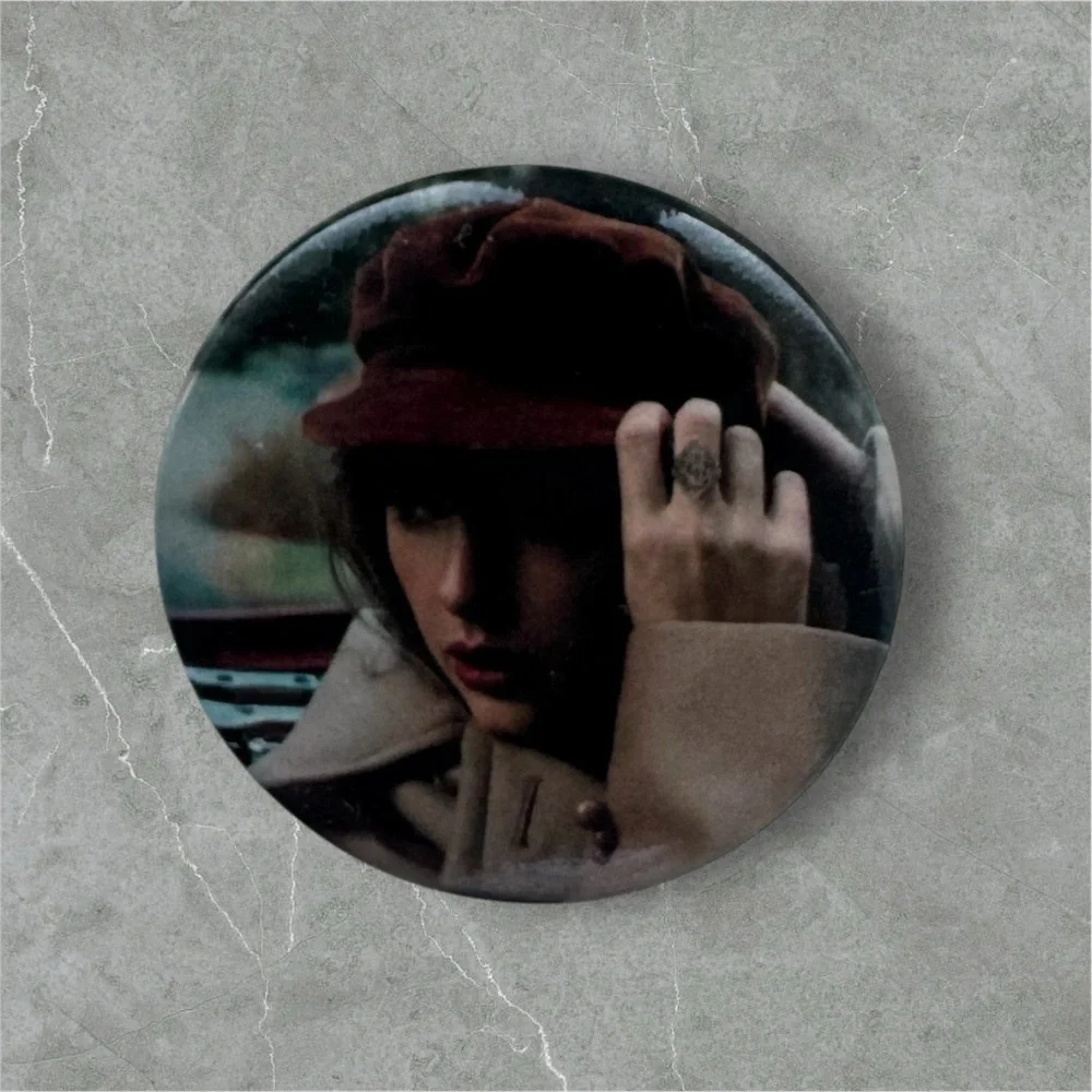 $3 Add-On 🆕Taylor Swift Button Pin - Picture 4 of 10